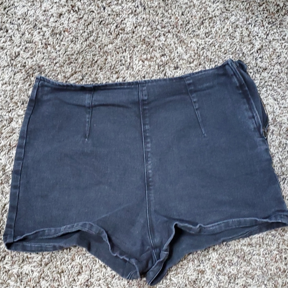 Forever 21 - high wasted shorts